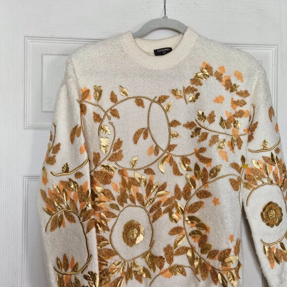 Chanel 18C Paris-Greece Gold Ecru CC Logo Knit Sweater – Size 36 (Made in Italy) - Picture 1 of 16